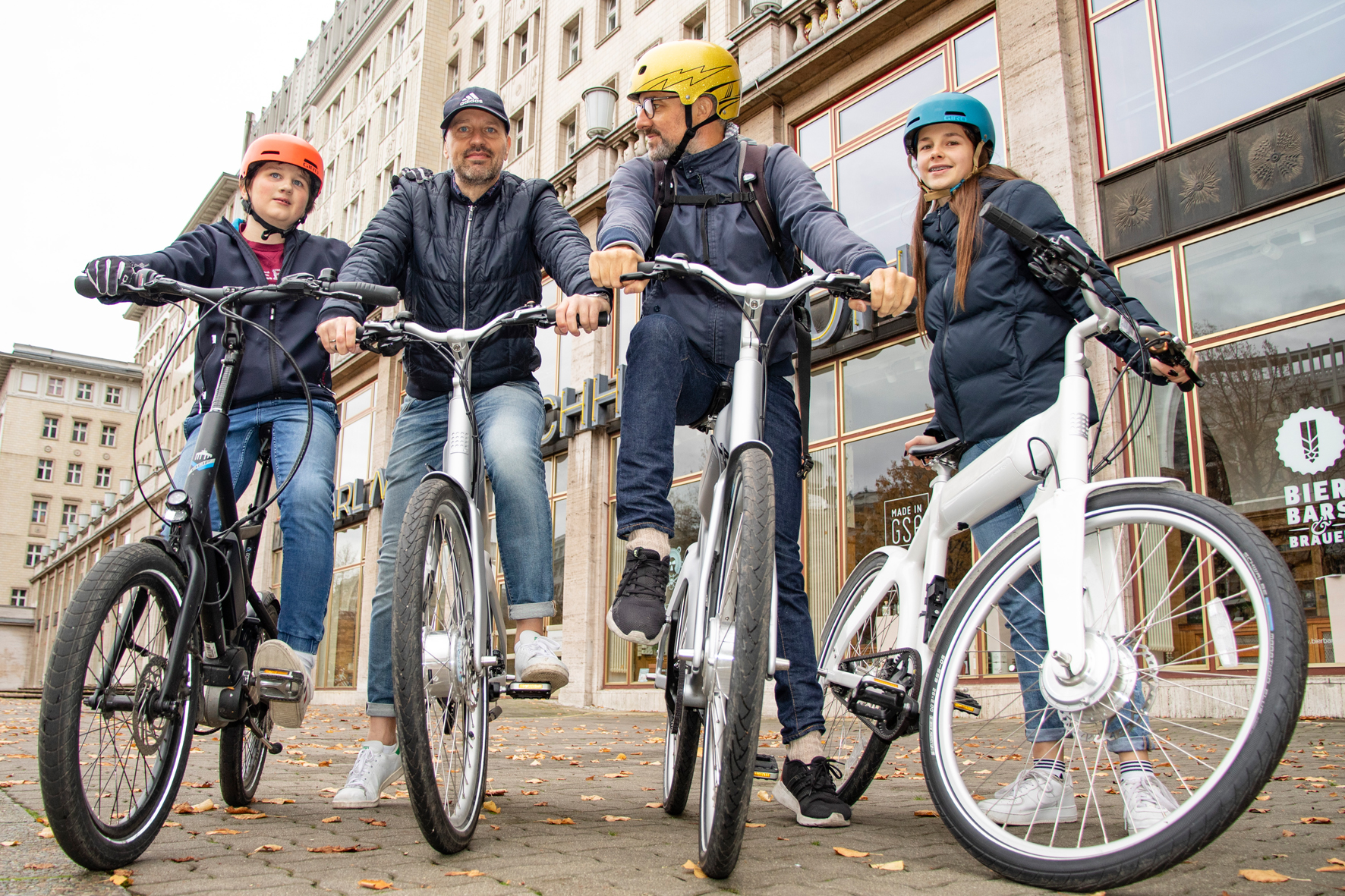 Mit Urban Bike Tours entlang der Karl-Marx Allee